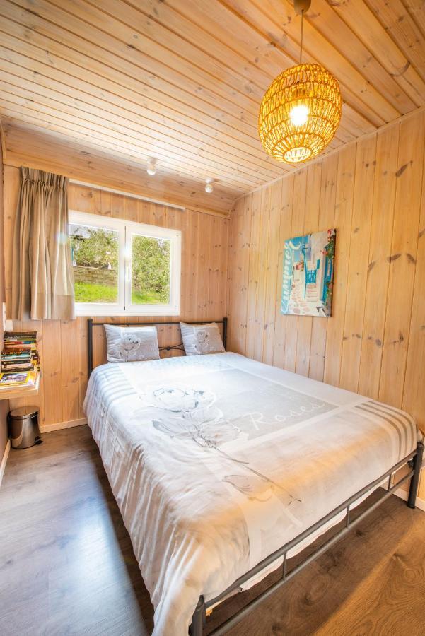 Hakuna Matata Holidays Wooden Lodge With Airco & Pool In Greek Olive Grove Μεθώνη Εξωτερικό φωτογραφία