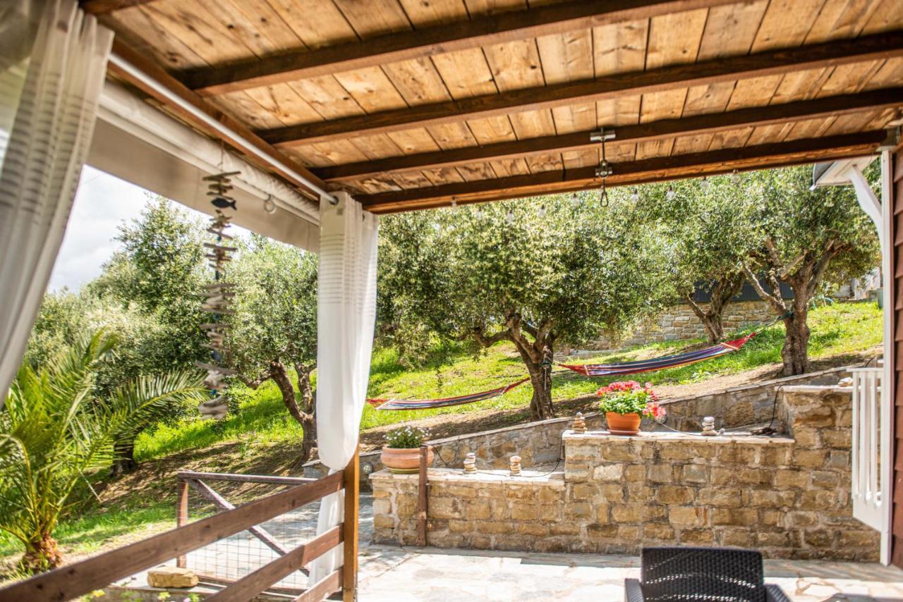 Hakuna Matata Holidays Wooden Lodge With Airco & Pool In Greek Olive Grove Μεθώνη Εξωτερικό φωτογραφία