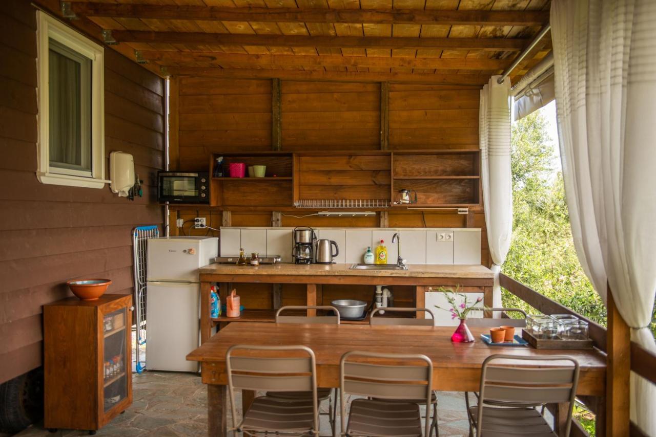 Hakuna Matata Holidays Wooden Lodge With Airco & Pool In Greek Olive Grove Μεθώνη Εξωτερικό φωτογραφία